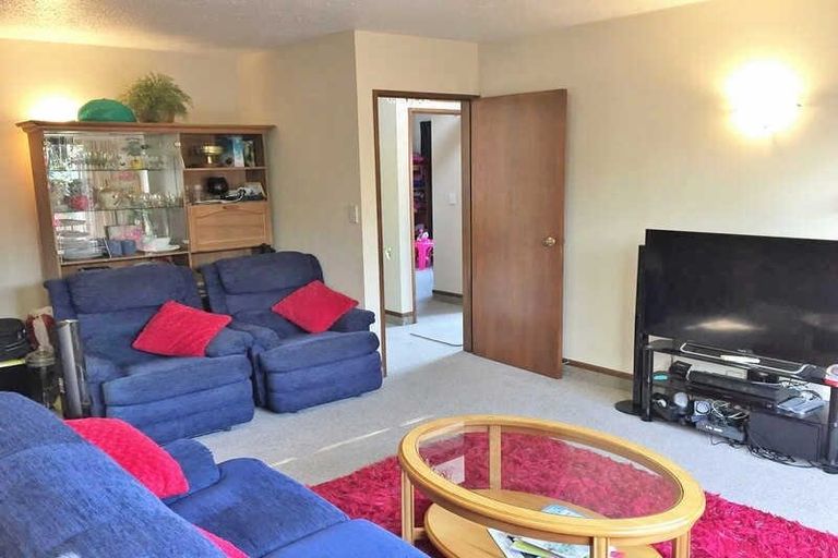 Photo of property in 6 Anstorer Street, Bryndwr, Christchurch, 8053