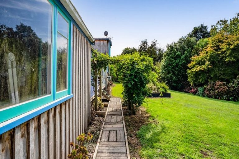 Photo of property in 100 Conway Road, Eltham, 4322