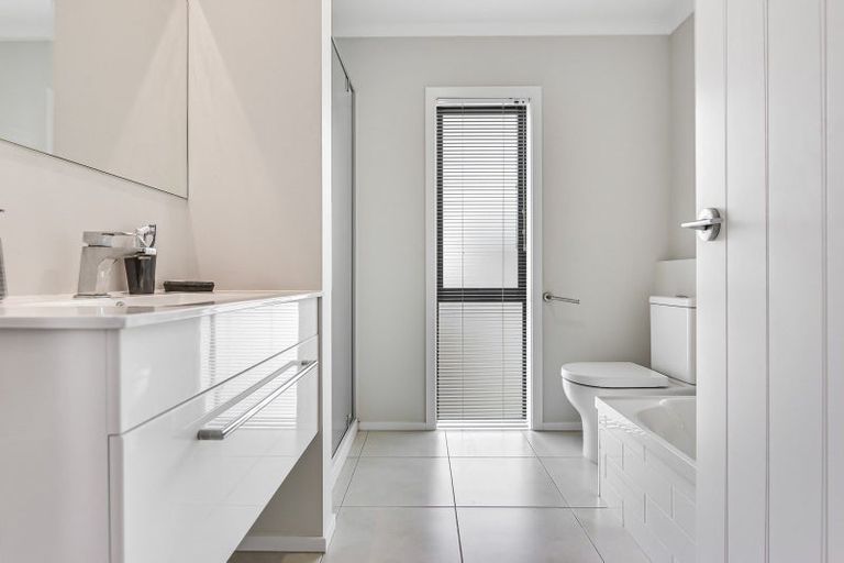 Photo of property in 9 Rebekah Crescent, Flagstaff, Hamilton, 3210