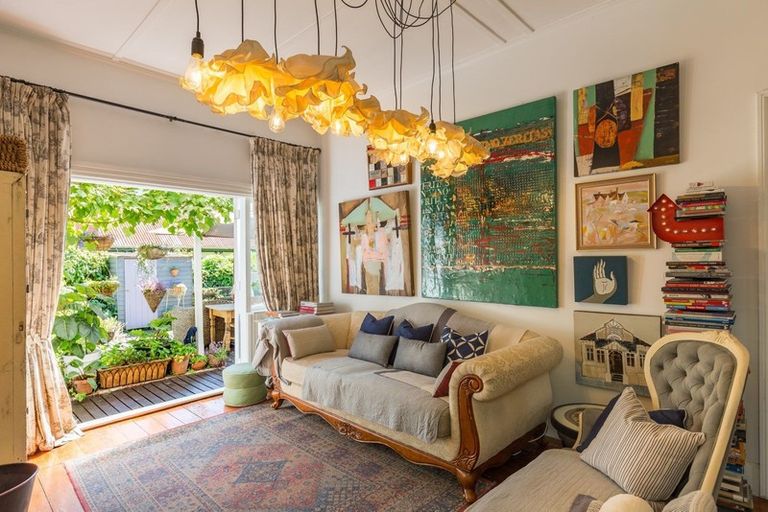 Photo of property in 12 Russell Street, Stepneyville, Nelson, 7010