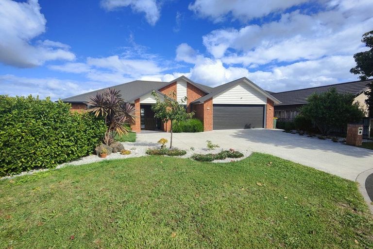 Photo of property in 6 Sutherland Court, Flagstaff, Hamilton, 3210