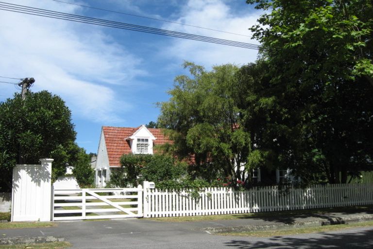 Photo of property in 72 Garden Road, Merivale, Christchurch, 8014