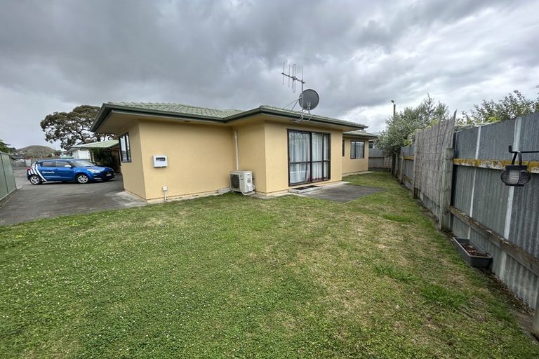 Photo of property in 28 Guppy Road, Greenmeadows, Napier, 4112