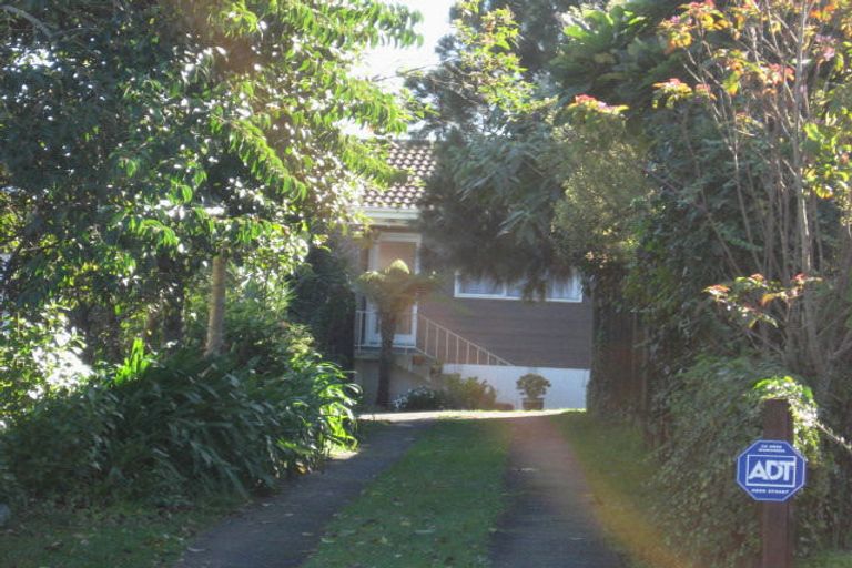 Photo of property in 9 Montego Place, Weymouth, Auckland, 2103