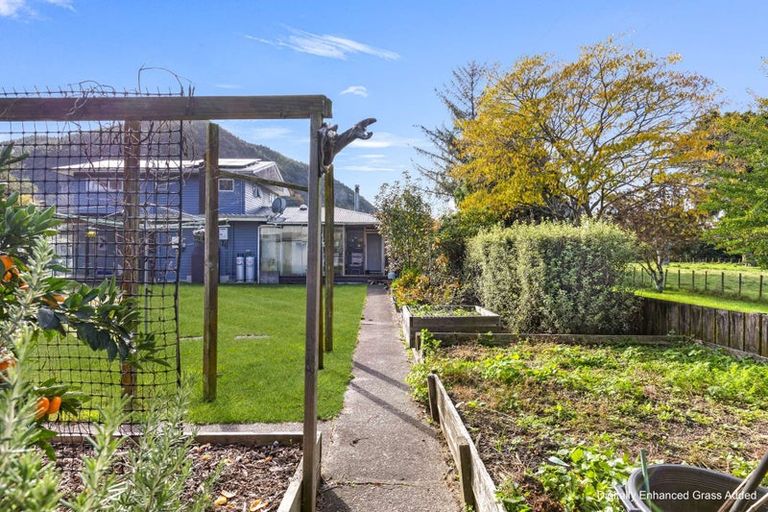 Photo of property in 87 Pigeon Valley Road, Wakefield, 7025