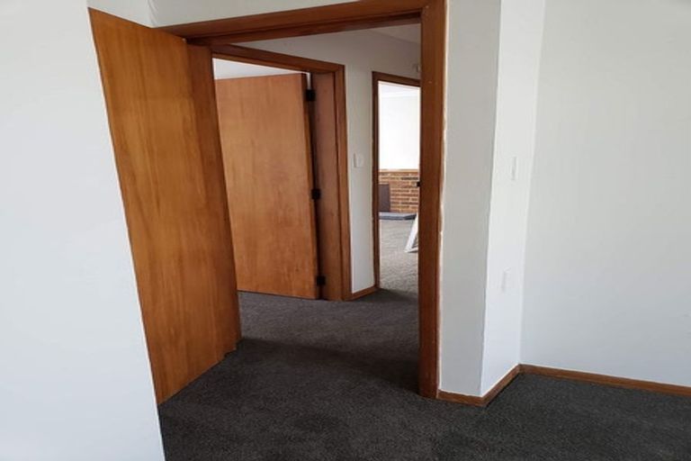 Photo of property in 60 Gibbons Street, Ebdentown, Upper Hutt, 5018