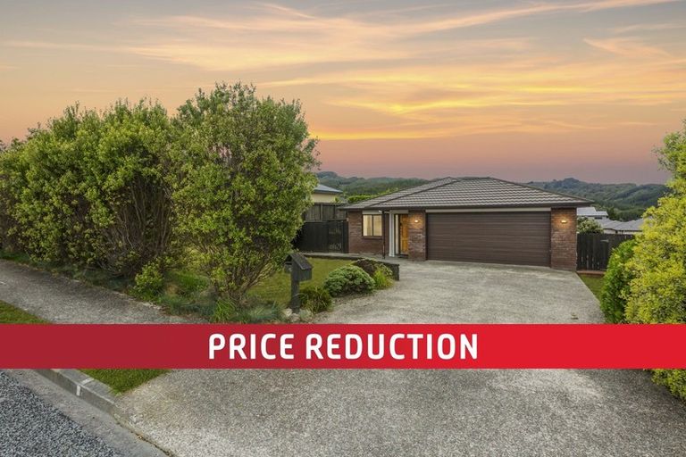 Photo of property in 131 Kirton Drive, Riverstone Terraces, Upper Hutt, 5018