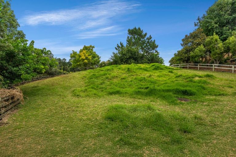 Photo of property in 253 Whitford Road, Shamrock Park, Howick, 2571