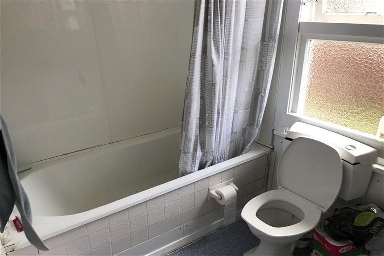 Photo of property in 5 Heriot Row, Dunedin Central, Dunedin, 9016