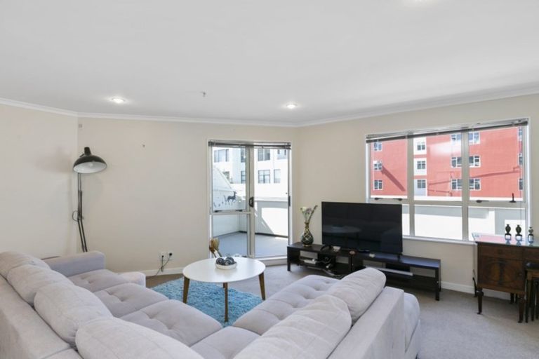 Photo of property in Columbia Apartments, 25/30 Cuba Street, Te Aro, Wellington, 6011