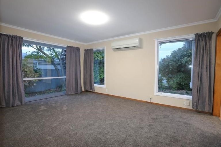 Photo of property in 6 Banbury Street, Burnside, Christchurch, 8053