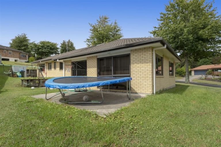 Photo of property in 86 Village Park Drive, Welcome Bay, Tauranga, 3112