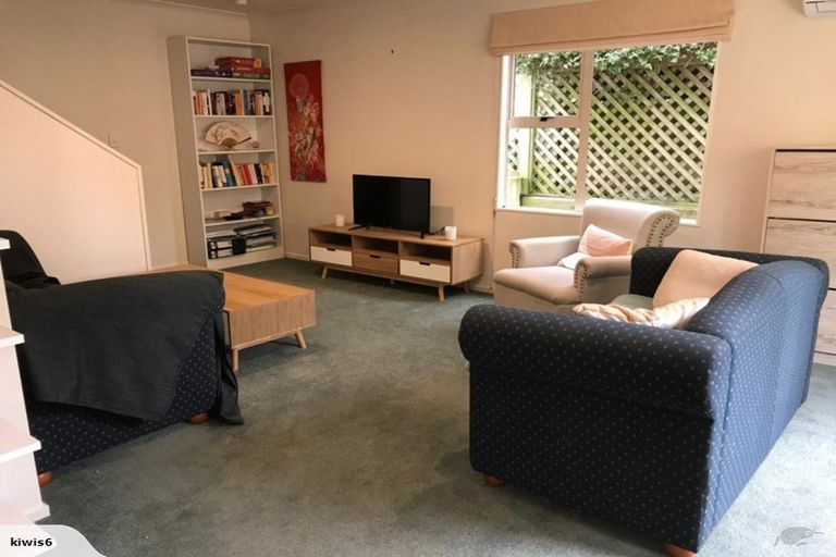 Photo of property in 3/60 Pirie Street, Mount Victoria, Wellington, 6011