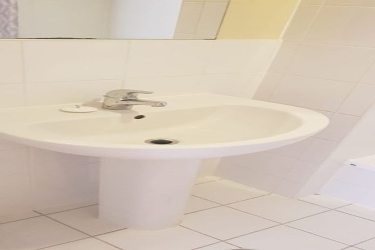 Photo of property in The Rennaissance, 1i/18 Ronwood Avenue, Manukau, Auckland, 2104