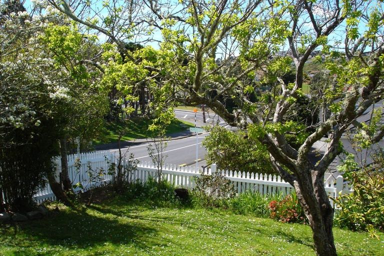 Photo of property in 17 Ironside Road, Johnsonville, Wellington, 6037