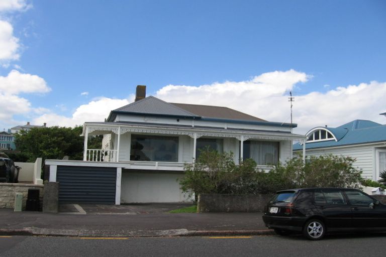 Photo of property in 24 Queens Parade, Devonport, Auckland, 0624