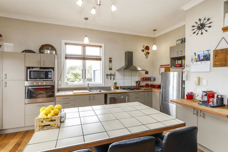 Photo of property in 50 London Street, Kimbolton, Feilding, 4777