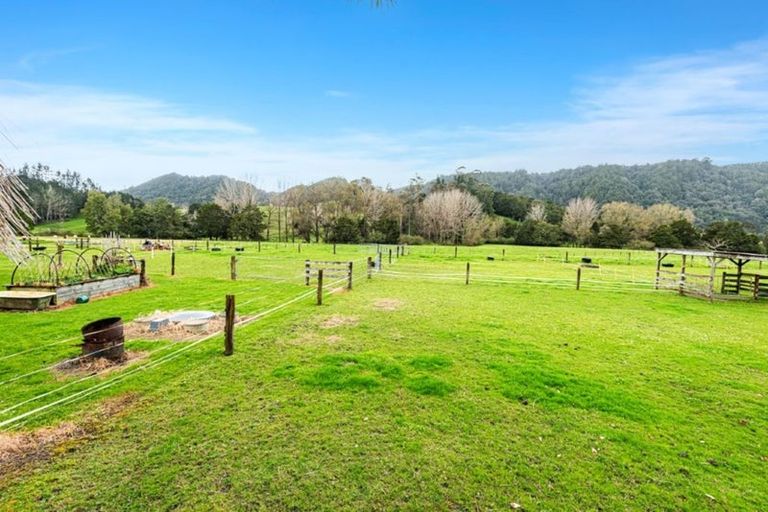 Photo of property in 386 Otaika Valley Road, Otaika, Whangarei, 0170