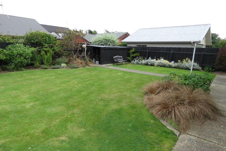 Photo of property in 23 Pine Crescent, Hargest, Invercargill, 9810