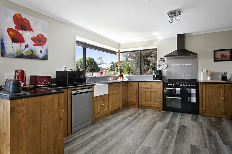 Photo of property in 36 Maclean Street, Cambridge, 3434