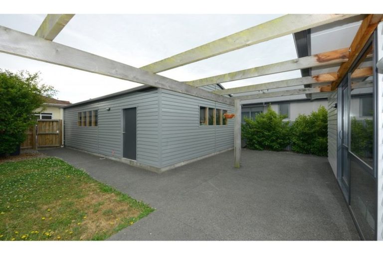 Photo of property in 108 Hills Road, Edgeware, Christchurch, 8013