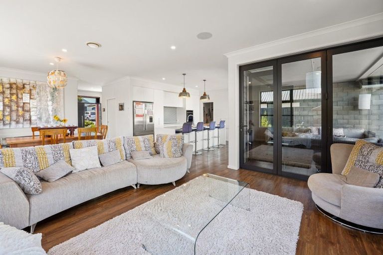 Photo of property in 9 Senecio Way, Papamoa Beach, Papamoa, 3118