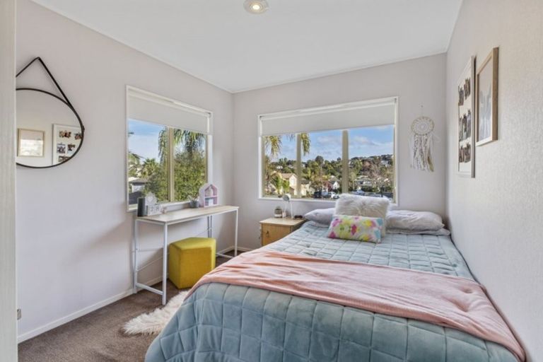 Photo of property in 12 Cashel Place, Torbay, Auckland, 0630