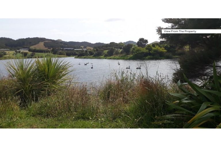 Photo of property in 44 Robert Hastie Drive, Mangawhai, 0573