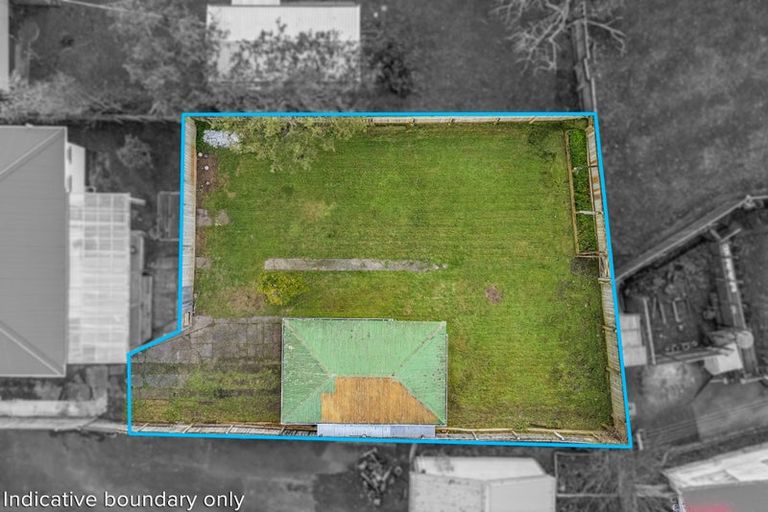 Photo of property in 95a Hine Road, Wainuiomata, 5014