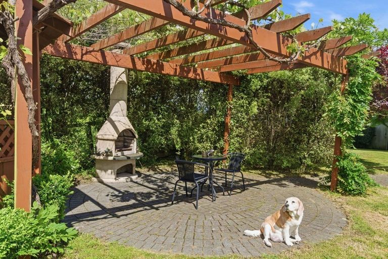 Photo of property in 25 Mark Place, Lynmore, Rotorua, 3010