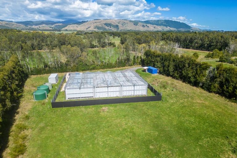 Photo of property in 21 Old Hautere Road, Hautere, Otaki, 5582