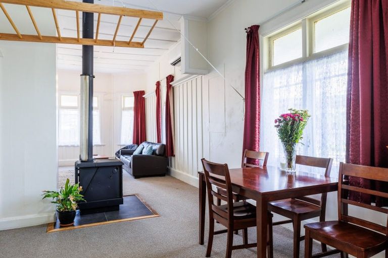 Photo of property in 10 Albert Street, Pahiatua, 4910