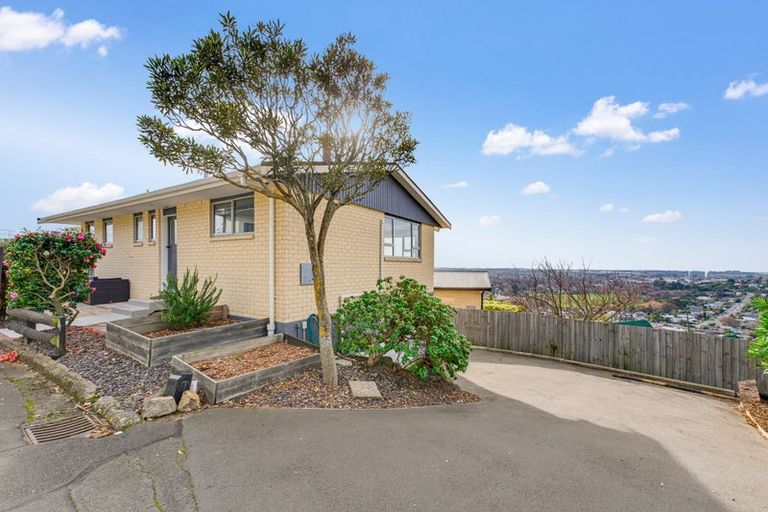 Photo of property in 1/14a Millhill Lane, Huntsbury, Christchurch, 8022