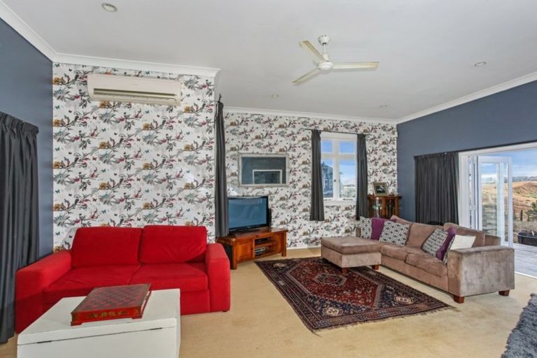 Photo of property in 295 Settlement Road, Puni, Pukekohe, 2678