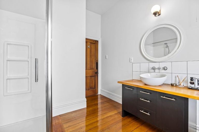 Photo of property in 131 Somerfield Street, Somerfield, Christchurch, 8024