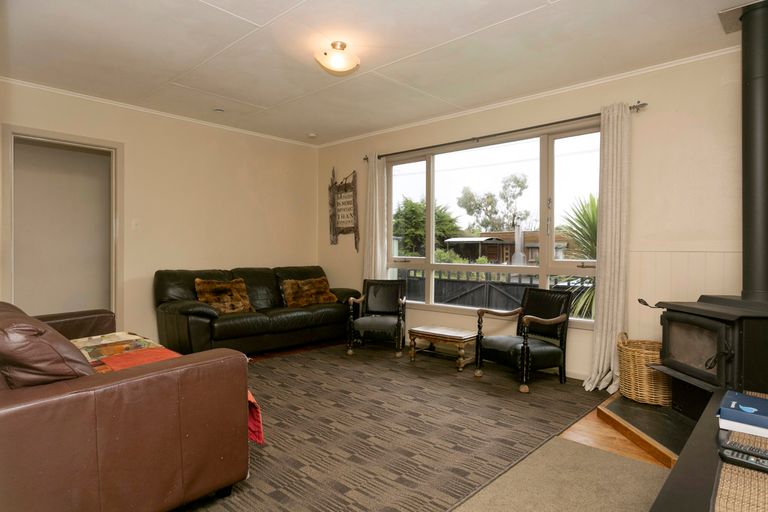 Photo of property in 23 Te Hatepe Avenue, Taupo, 3330