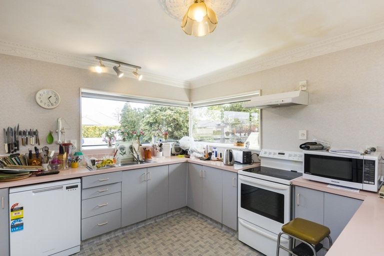 Photo of property in 373a Ruahine Street, Terrace End, Palmerston North, 4410