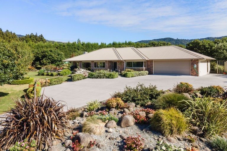 Photo of property in 360 Wharawhara Road, Tahawai, Katikati, 3178