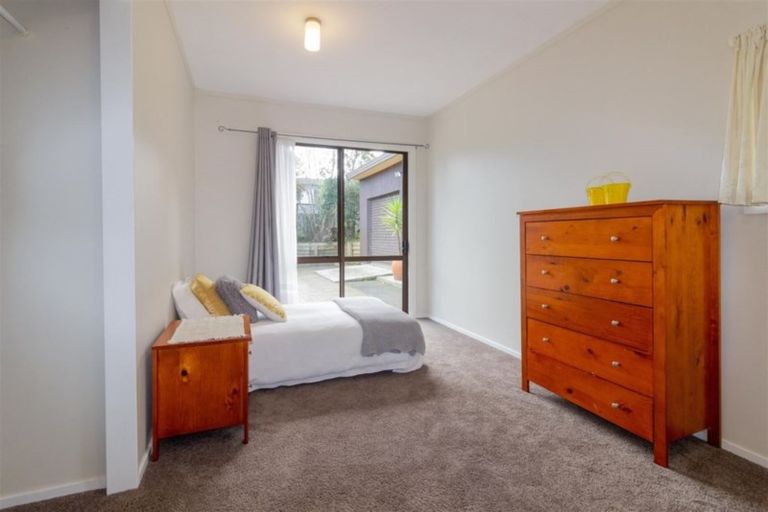 Photo of property in 2 Kemp Road, Kerikeri, 0230