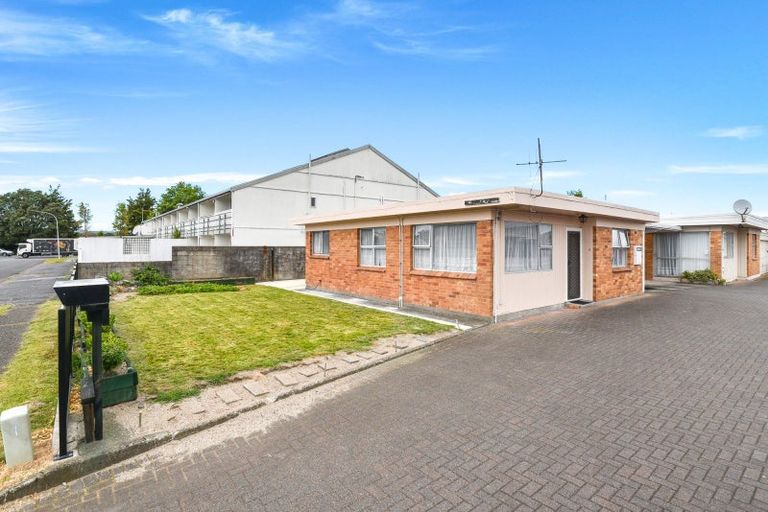 Photo of property in 6a Seddon Street, Glenholme, Rotorua, 3010