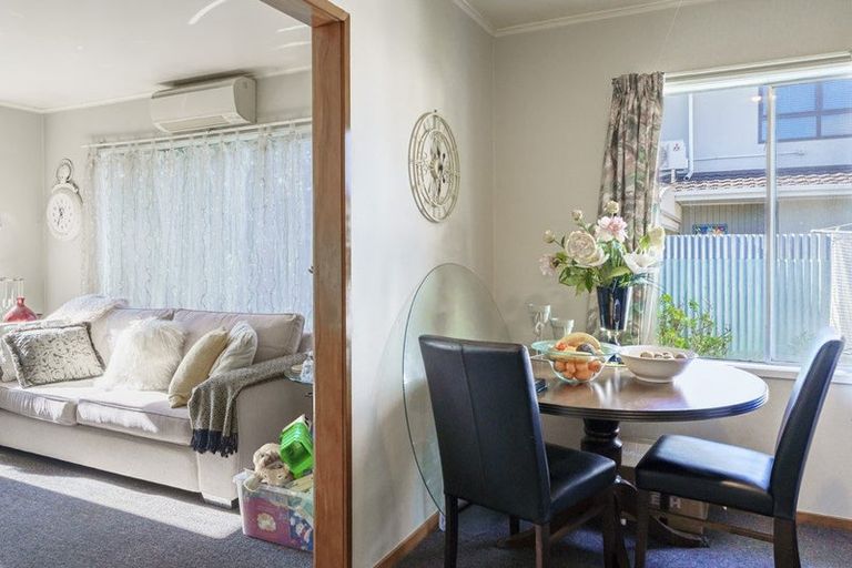 Photo of property in 1/203 Gloucester Street, Taradale, Napier, 4112