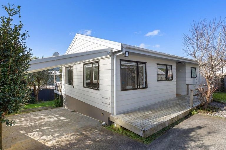 Photo of property in 38a Hammond Avenue, Hatfields Beach, Orewa, 0931