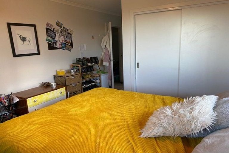 Photo of property in 69 Easther Crescent, Kew, Dunedin, 9012