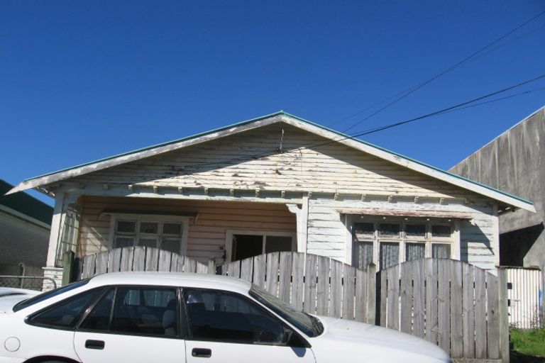 Photo of property in 96 Sydney Street, Petone, Lower Hutt, 5012