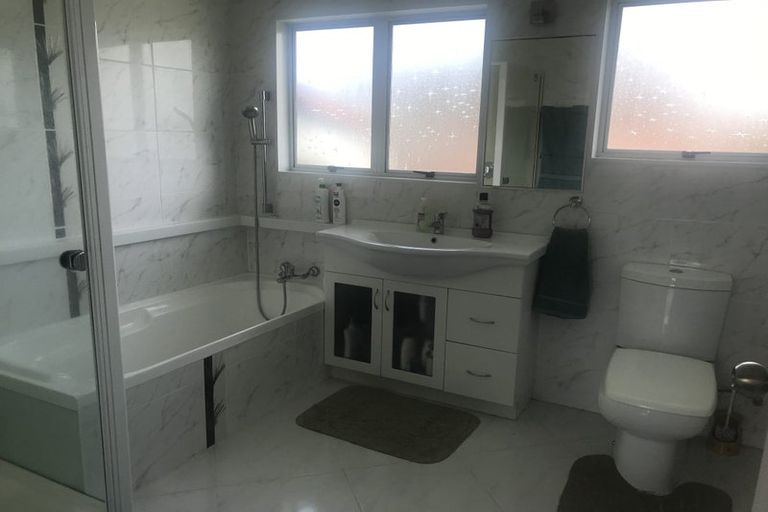 Photo of property in 15 Mckay Crescent, Dargaville, 0310