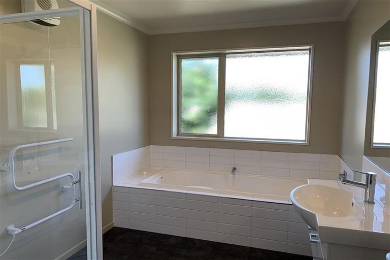 Photo of property in 6 Kakapo Lane, Motueka, 7120