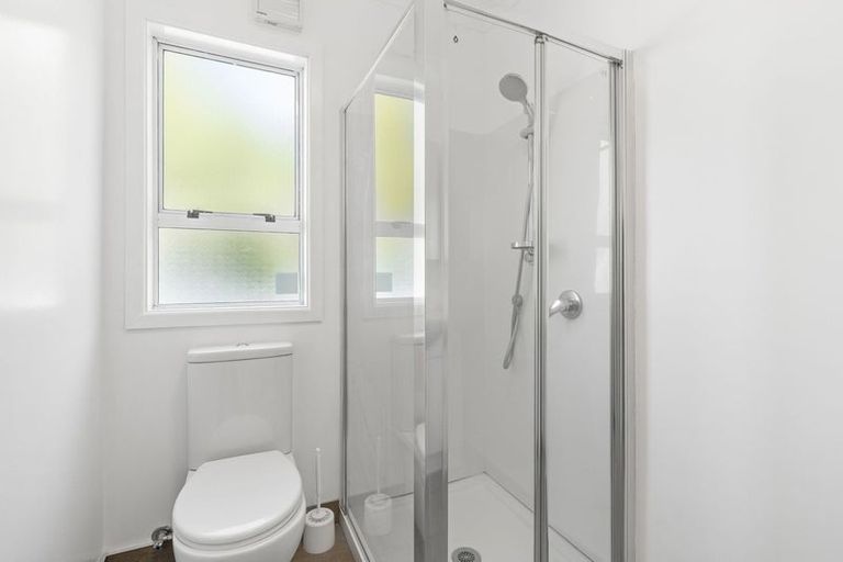 Photo of property in 8 Cambridge Street, Levin, 5510