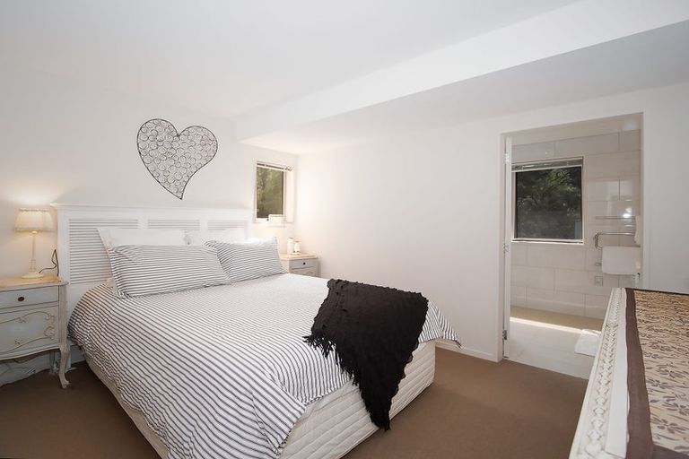 Photo of property in 9 Toi Track, Russell, 0272