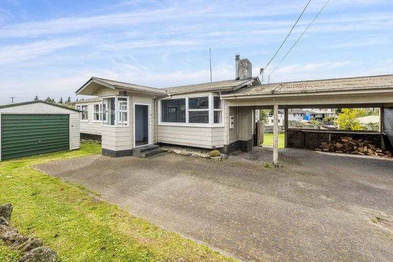 Photo of property in 24 Alison Street, Mangakakahi, Rotorua, 3015