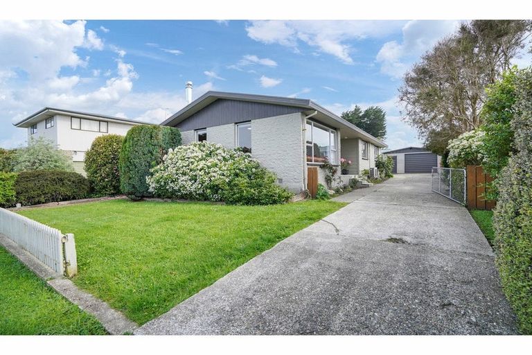 Photo of property in 162 Cunningham Crescent, Grasmere, Invercargill, 9810